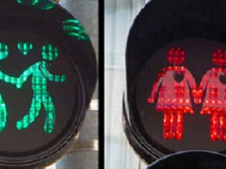 'Eşcinsel trafik ışıkları' geliyor