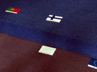 Aile fotoğrafında Türkiye'nin bayrak hassasiyeti