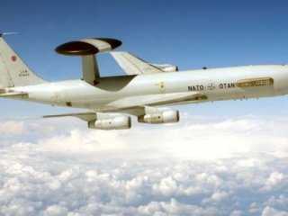 NATO uçağı Türk hava sahasında!