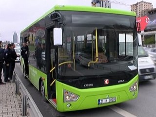 Ataşehir'de şüpheli otobüs alarmı
