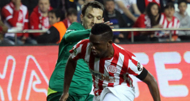 Eto’o Bursa’ya şans tanımadı!