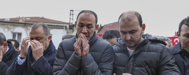 Umut Bulut gözyaşlarına boğuldu