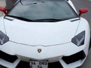 Sahte plakalı Lamborghini