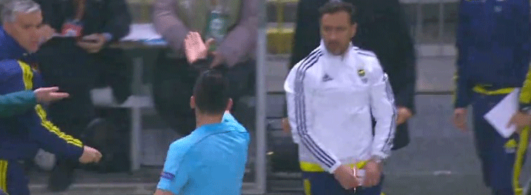 Hakem turu Braga'ya verdi!