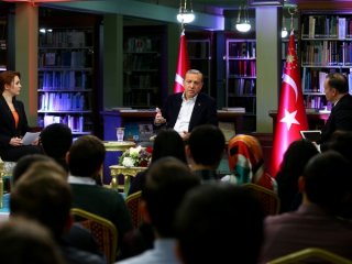 Erdoğan'dan MHP'ye anayasa çağrısı