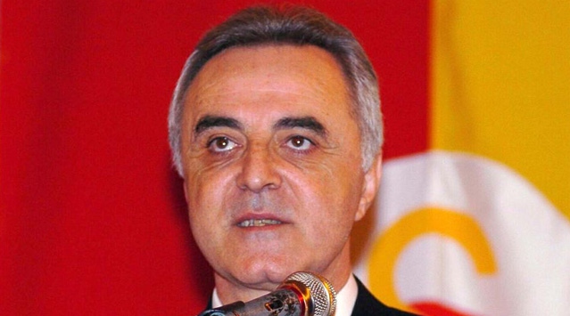 Galatasaray Özhan Canaydın'ı andı
