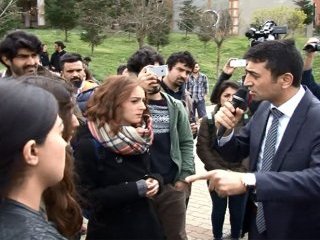 'Kürdistan' sloganı atan gruba polisten tokat gibi cevap