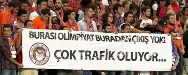 Futbol sahalarından unutulmayan pankartlar
