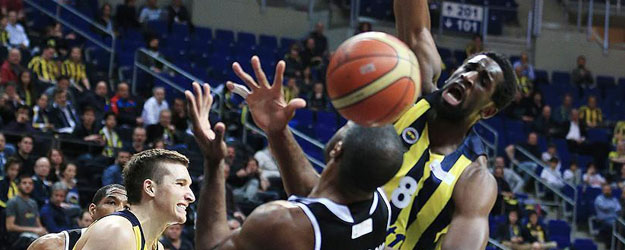 Derbide Fenerbahçe'den farklı galibiyet