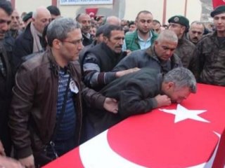 Şehit babası:Oğlumu vuran it bu