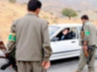 Teröristler Diyarbakır Bingöl karayolunu kesti