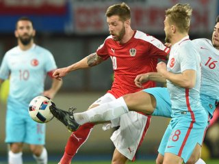 Milliler ezdi geçti!