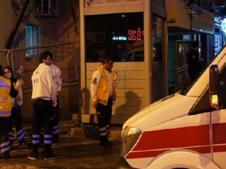 Karakolda bıçaklı kavga