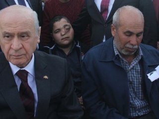 Şehit kardeşine Bahçeli’den yardım sözü