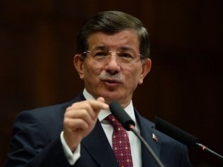 Başbakan Davutoğlu  hain propagandaya Sur'dan cevap verecek