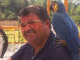 Özal'ın otomobili 20 bin liraya satışa çıkarıldı