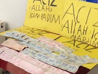 Dilencinin üzerinden bakın kaç para çıktı!
