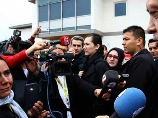 Azerbaycanlı gazeteci neden ağladığını anlattı