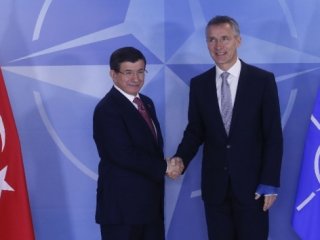 Davutoğlu, NATO Genel Sekreteri ile görüştü