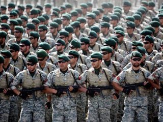 İran'dan Suriye'ye asker sevkiyatı
