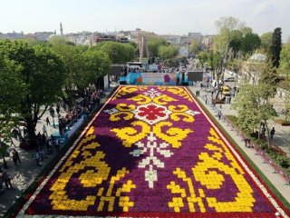 Dünyanın en büyüğü Sultanahmet’te