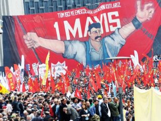 DİSK: 1 Mayıs'ta Taksim'deyiz