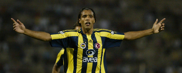 Hooijdonk'un bu sözleri Van Persie'yi kızdıracak!