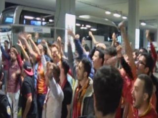 Galatasaray'a protestolu karşılama