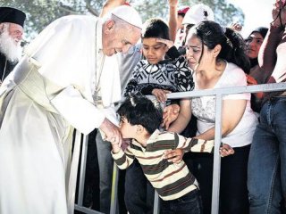 Papa Müslümanlara sahip çıktı!