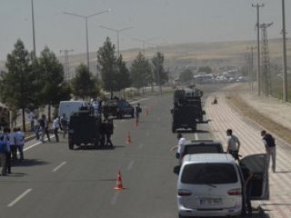 Erciş'te bomba yüklü araç yakalandı