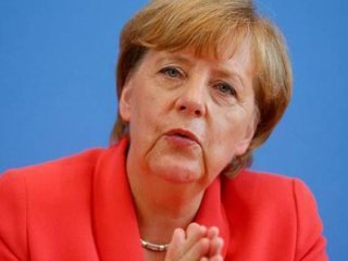 Merkel: Türkiye ile anlaşma kesin olarak doğrudur