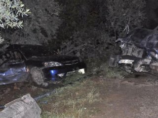 İznik'te feci kaza:3 ölü 2 yaralı