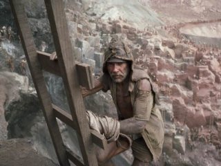 Binlerce insan altına hücum etti!