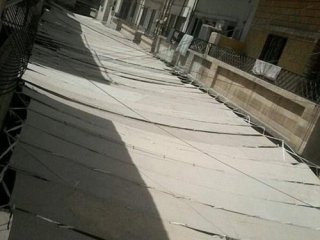 IŞİD, 25 liralık tentelerle ABD'nin İHA'larından korunuyor