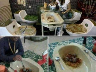 Çin’de tuvalet malzemesiyle yemek!