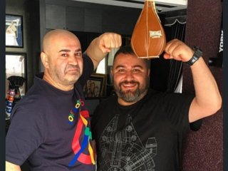 Şafak Sezer'den fotoğraflı mesaj!
