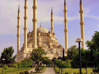 Dünyanın en büyük camileri