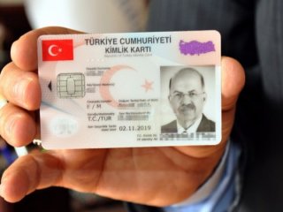 Yeni kimlik kartlarındaki e-imza için kira ödenecek