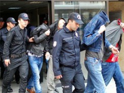 Alman polisinden fıkra gibi talep