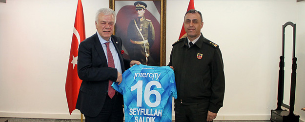 Bursaspor’dan Mehmetçiğe jest