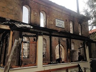 Ankara’da tarihi cami kül oldu