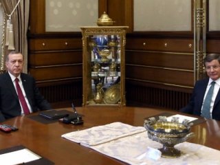 Erdoğan-Davutoğlu görüşmesi başladı