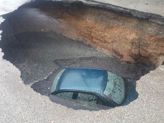 Başkent'te su borusu patladı