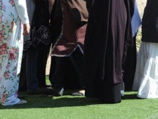 Eteği uzun diye okula alınmadı