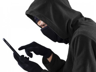 300 bin kişiyi telefonla dolandırdılar