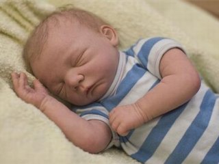 Böyle Bebek Gördünüz mü?