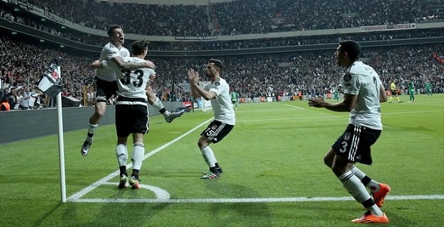 Beşiktaş'ta galibiyet primi