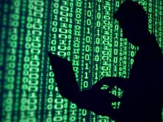 Milyonlarca insanın e-mail adresi ve şifresi çalındı!