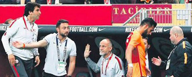 Galatasaray'da gerginlik!