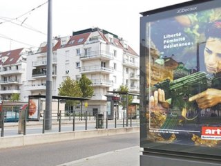 Öğrencilere terör örgütü propagandası